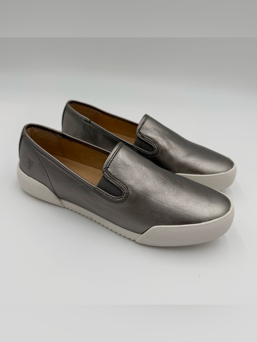 Frye Metallic Mia Slip-On Size 7.5